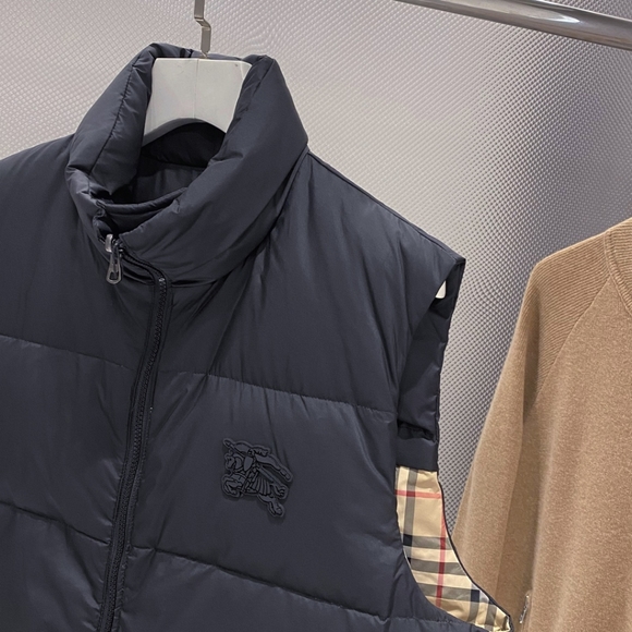 Burberry plaid reversible autumn and winter down vest - Picture 5 of 10